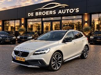  Volvo V-40 2.0 D4 NORDIC + CROSS COUNTRY / PANO / LEER 2016/11