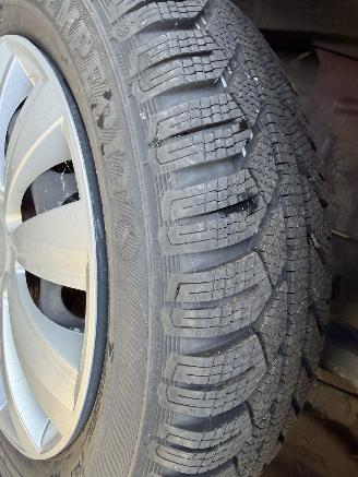 Peugeot 108 108 40000KM picture 5