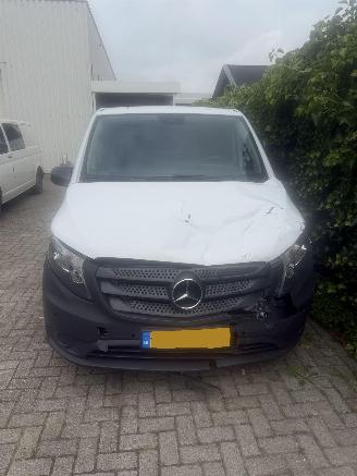 Mercedes Vito 114 CDI LANG AIRCO 210000NAP picture 3