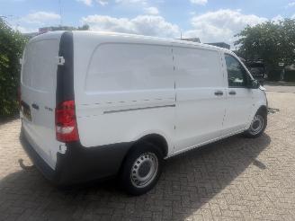 krockskadad bil bedrijf Mercedes Vito 114 CDI LANG AIRCO 210000NAP 2019/11