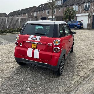 skadebil brommobiel Microcar  M8 Premium DCI 26000KM CAMERA 2013/3