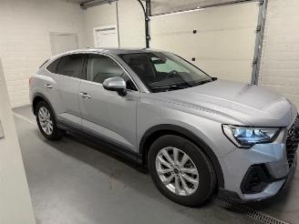 damaged passenger cars Audi Q3 4X CAMERA 2024/3