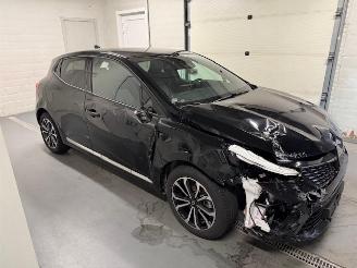 Schadeauto Renault Clio  2025/4