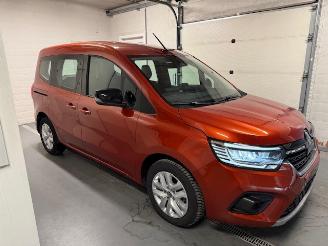 Unfallwagen Renault Kangoo  2023/7