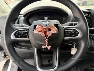 Peugeot Boxer AUTOMATIC picture 18