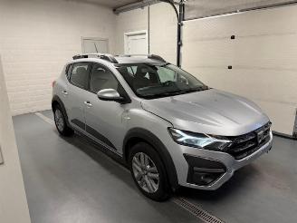 uszkodzony samochody osobowe Dacia Sandero  2021/3