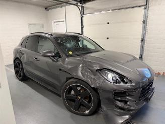 Schadeauto Porsche Macan  2016/4