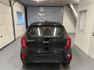 Kia Picanto  picture 8