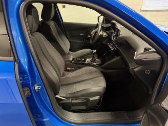 Peugeot 2008  picture 11