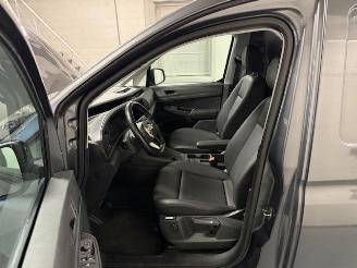 Volkswagen Caddy maxi AUTOMATIC picture 10