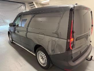 Volkswagen Caddy maxi AUTOMATIC picture 5