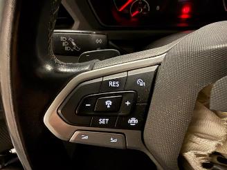 Volkswagen Caddy maxi AUTOMATIC picture 23