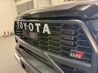 Toyota Hilux  picture 5