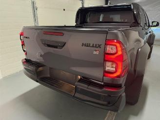 Toyota Hilux  picture 9