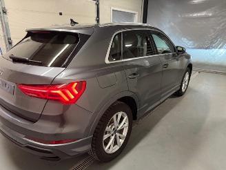 Audi Q3 PLUG-IN-HYBRID picture 8