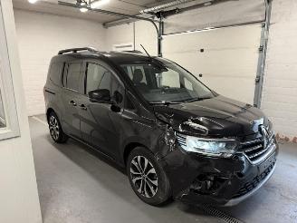 Unfallwagen Renault Kangoo  2022/2