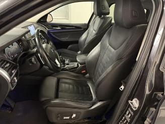 BMW X4  picture 10