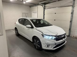 skadebil auto Dacia Sandero  2025/8