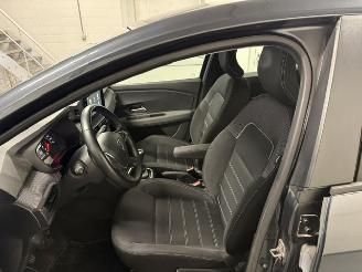 Dacia Sandero  picture 9