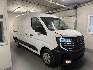 Schadeauto Renault Master NISSAN INTERSTAR 2025/8
