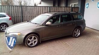 demontáž osobní automobily Volvo V-70 V70 (BW), Combi, 2007 / 2016 2.0 D3 20V 2011