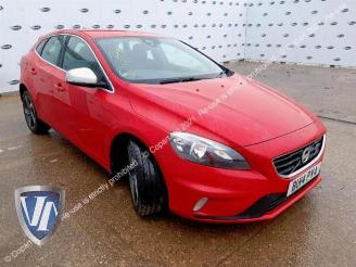 demontáž osobní automobily Volvo V-40 V40 (MV), Hatchback 5-drs, 2012 / 2019 2.0 D3 20V 2014/6