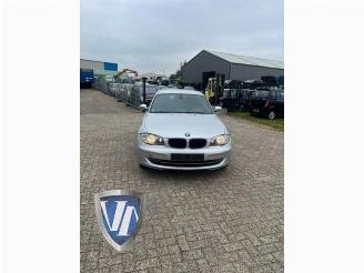 Coche siniestrado BMW 1-serie 1 serie (E81), Hatchback 3-drs, 2006 / 2012 116i 1.6 16V 2008/5