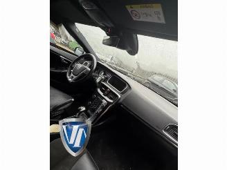 Volvo V-40 V40 (MV), Hatchback 5-drs, 2012 / 2019 2.0 D2 16V picture 5