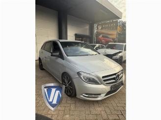 Sloopauto Mercedes B-klasse B (W246/W242), Hatchback, 2011 / 2018 1.6 B-180 BlueEFFICIENCY Turbo 16V 2012/6