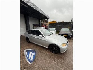 Vrakbiler auto BMW 3-serie 3 serie (E90), Sedan, 2005 / 2011 318i 16V 2009/9