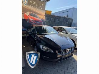 Uttjänta bilar auto Volvo V-60 V60 I (FW/GW), Combi, 2010 / 2018 2.0 D4 16V 2014/9