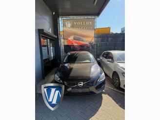 Volvo V-60 V60 I (FW/GW), Combi, 2010 / 2018 2.0 D4 16V picture 2