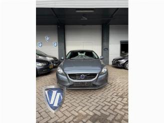  Volvo V-40 V40 (MV), Hatchback 5-drs, 2012 / 2019 2.0 D4 16V 2015/9