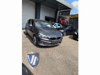 Uttjänta bilar auto BMW 2-serie  2015/10