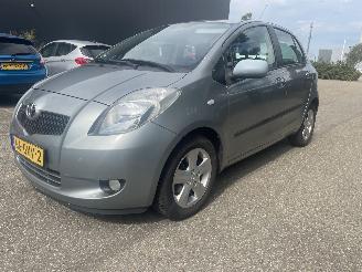 Auto incidentate Toyota Yaris 1.3 aut. clima 2008/8