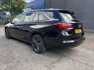 skadebil auto Opel Astra 1.0 77 kw 2019/8