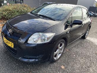 Damaged car Toyota Auris 1.4 5drs 74kw 2008/11