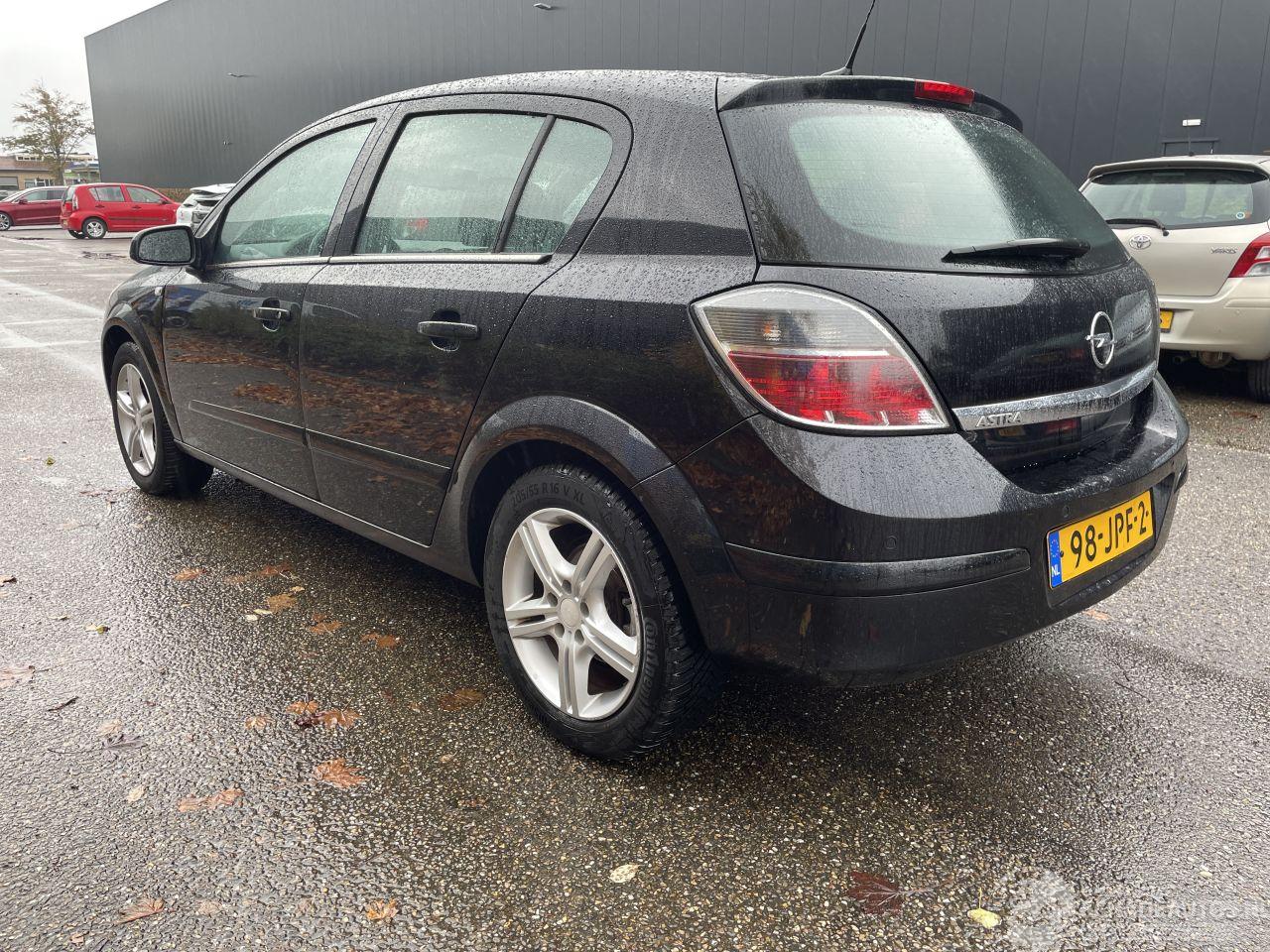 Opel Astra 1.6 85kw