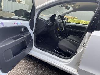 Volkswagen Up! 1.0 55kw picture 12