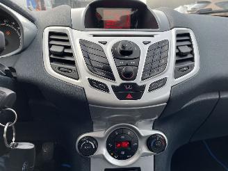 Ford Fiesta 1.2 titanium picture 13