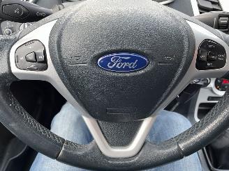 Ford Fiesta 1.2 titanium picture 12