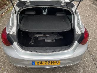 Opel Astra 1.4T Cosmo picture 8