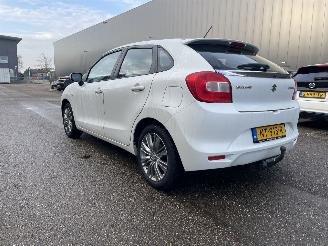 Vaurioauto  passenger cars Suzuki Baleno 1.2 66kw 5drs 2017/4