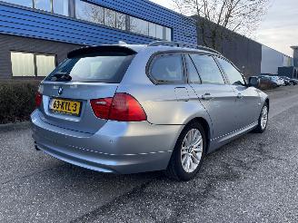 skadebil auto BMW 3-serie 316 90kw 2010/8