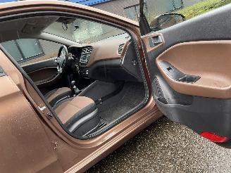 Hyundai I-20 1.2 5drs airco picture 9