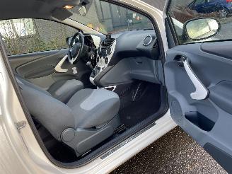 Ford Ka 1.2 airco picture 12