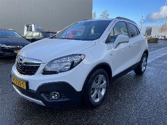Vaurioauto  passenger cars Opel Mokka 1.4T 103kw 2015/11