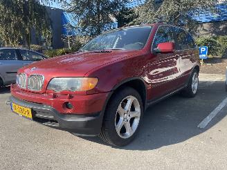 skadebil auto BMW X5 4.4 2002/10