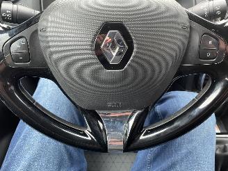 Renault Clio 5drs clima picture 18