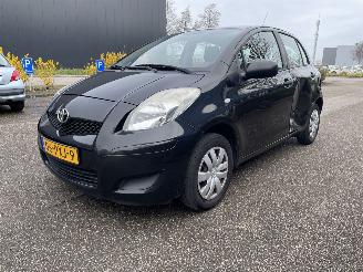 Schadeauto Toyota Yaris 1.0 5drs 2011/2